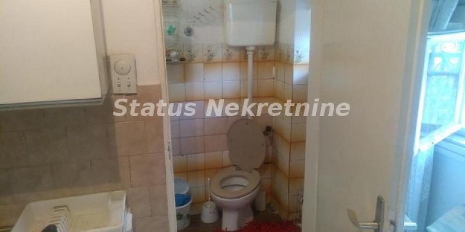 Salajka-Porodična kuća 80 m2 sa Lokalom-065/385 8880