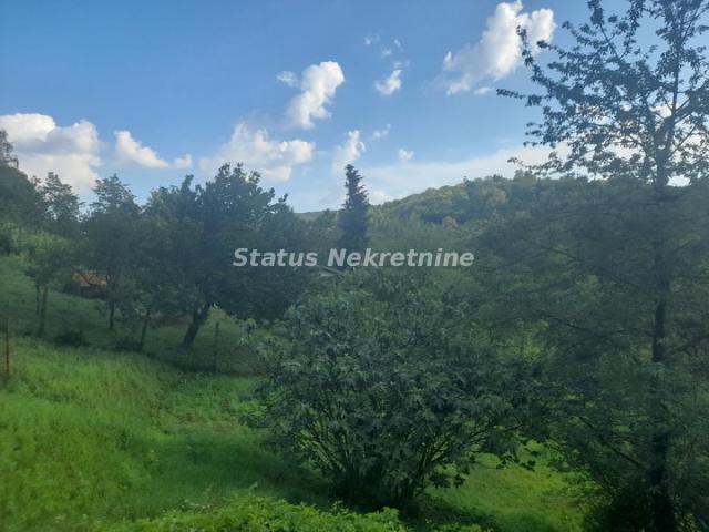 Kuća na Grigovcu za uživanje Plac 2771 m2 u Rajskoj Bašti-065/385 8880