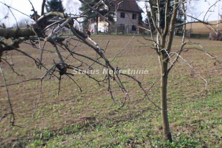 Fruška gora- plac u Građevinskoj zoni - 3415 m2