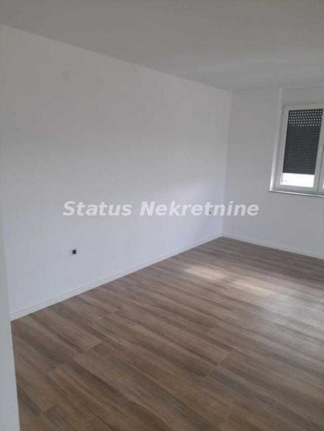 Petrovaradin-Useljiv Nov stan 116m2 sa dva Garažna Mesta-065/385 8880