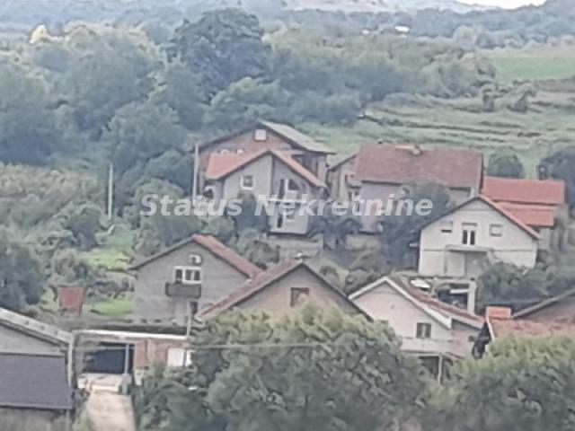 Bukovac-odličan visinski plac 2386 m2 u idealnom kraju sa pogledom-065/385 8880