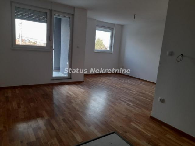 Adice-Veliki Četvorosoban stan 82 m2 u mirnom kraju-povrat PDV-065/385 8880