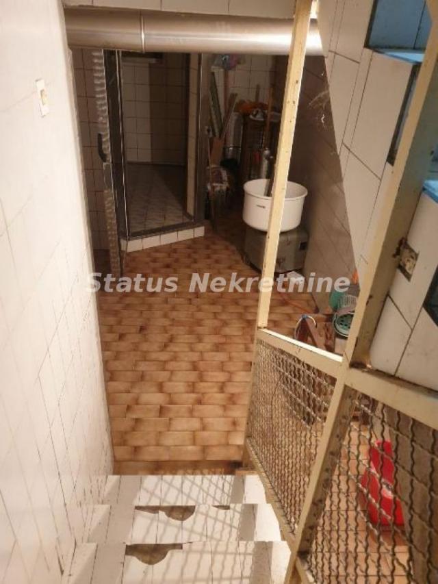 Inđija, Centar - lokal 50m2