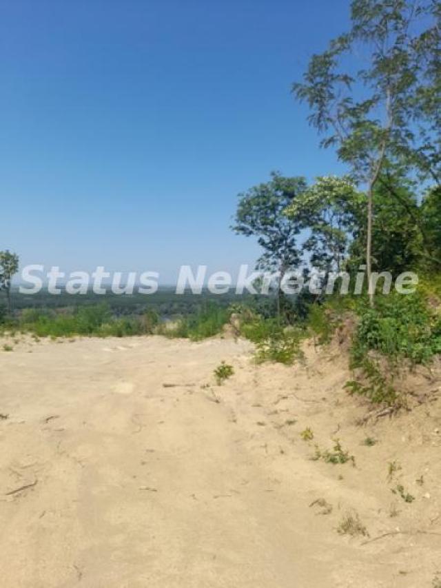 Banstol-Osunčan Veliki Plac 7500 m2 sa Pogledom na krivinu gde Dunav ljubi nebo-065/3858880