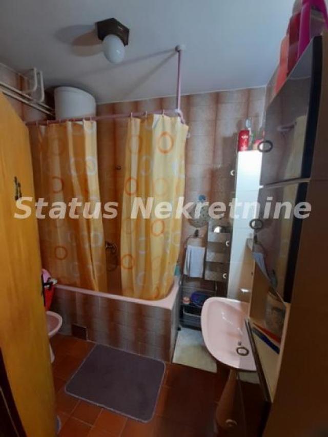 Lepo sređena dvorišna spratna kuća 128 m2 u blizini Jodne Banje-065/385 8880