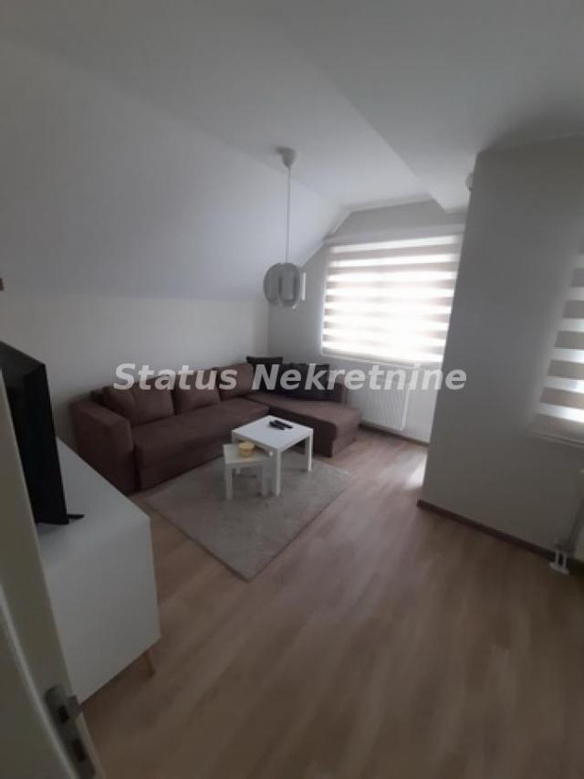 Adice-Uknjižen Namešten Šestosoban stan 170 m2-065/385 8880