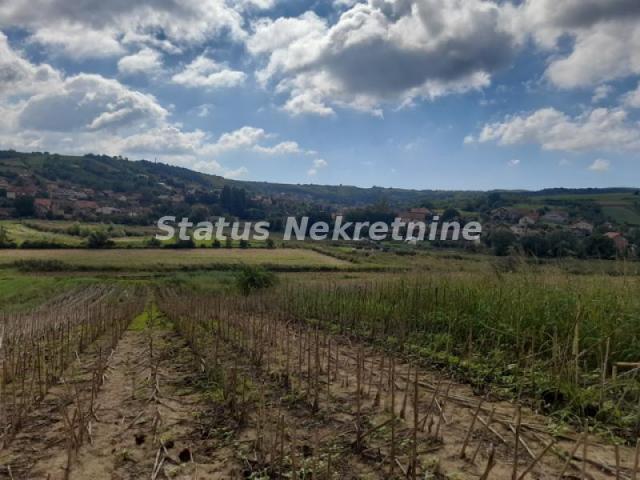 Bukovac-odličan visinski plac 2386 m2 u idealnom kraju sa pogledom-065/385 8880