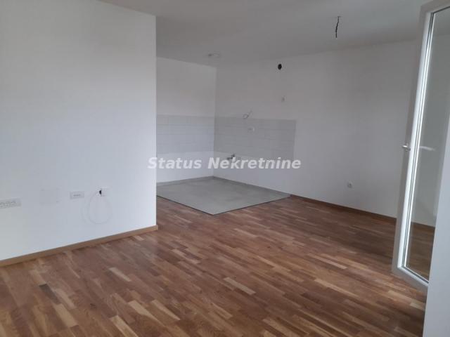 Adice-Useljiv Veliki Četvorosoban stan 80 m2 na Pogodnoj Lokaciji-povrat PDV-065/385 8880