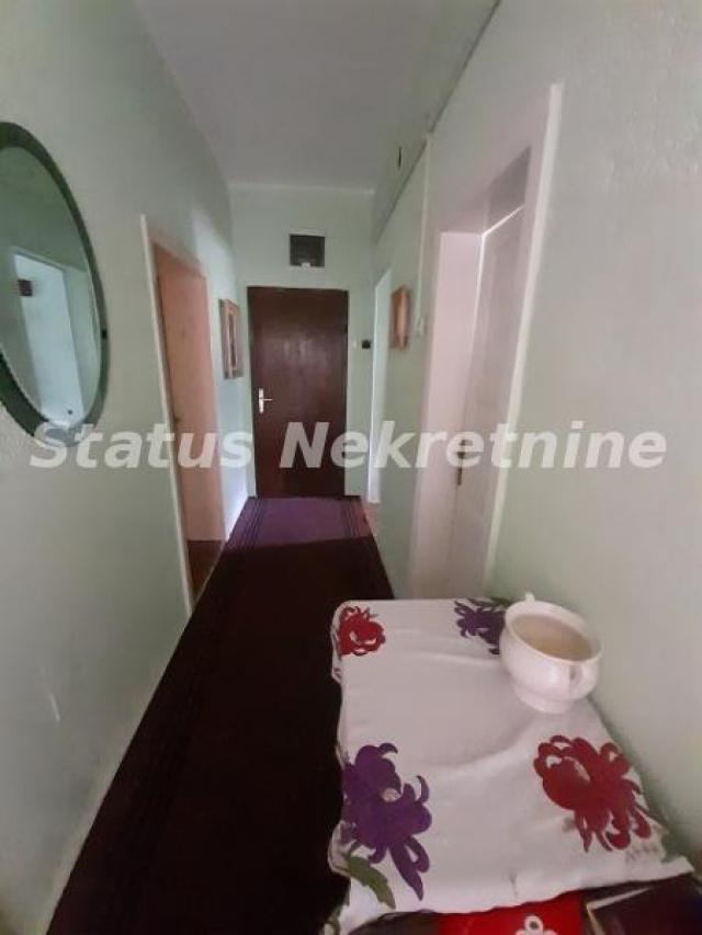 PRIZEMNA KUĆA 83M2+25M2 PLAC 384M2 AVIJACIJA 175 100EU