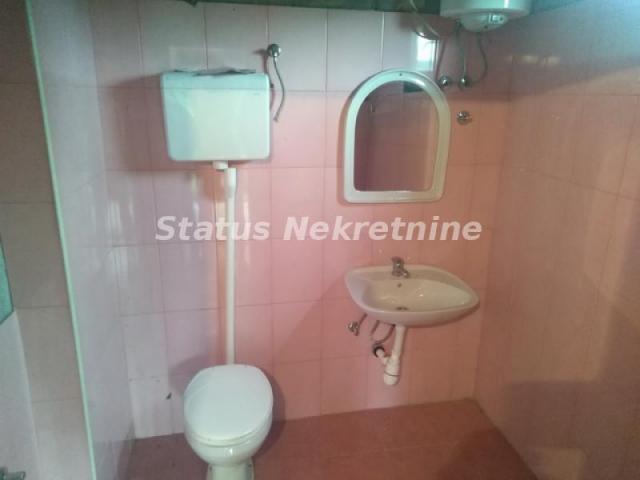 Sremski Karlovci-Stražilovo-Visinska Vikendica u Rajskoj bašti-065/385 8880