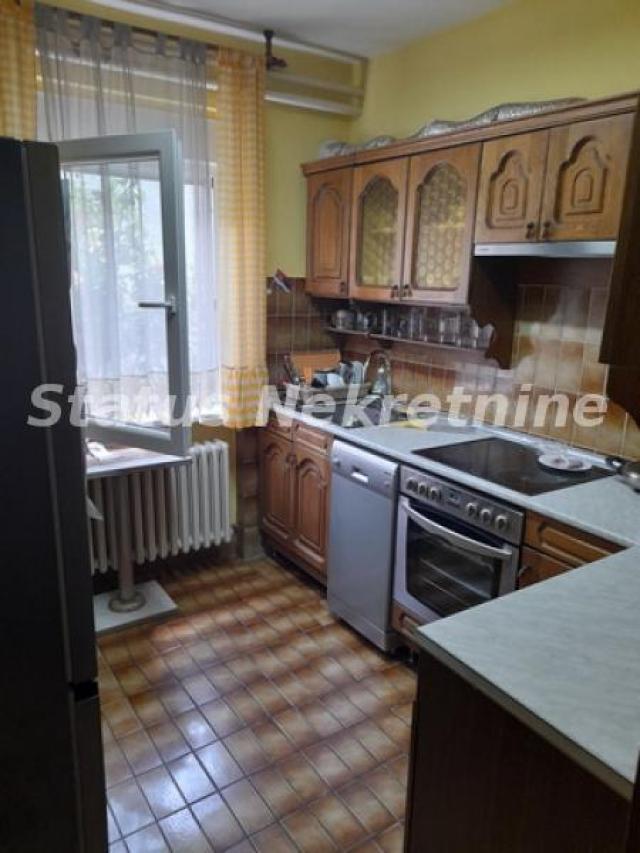 Lepo sređena dvorišna spratna kuća 128 m2 u blizini Jodne Banje-065/385 8880