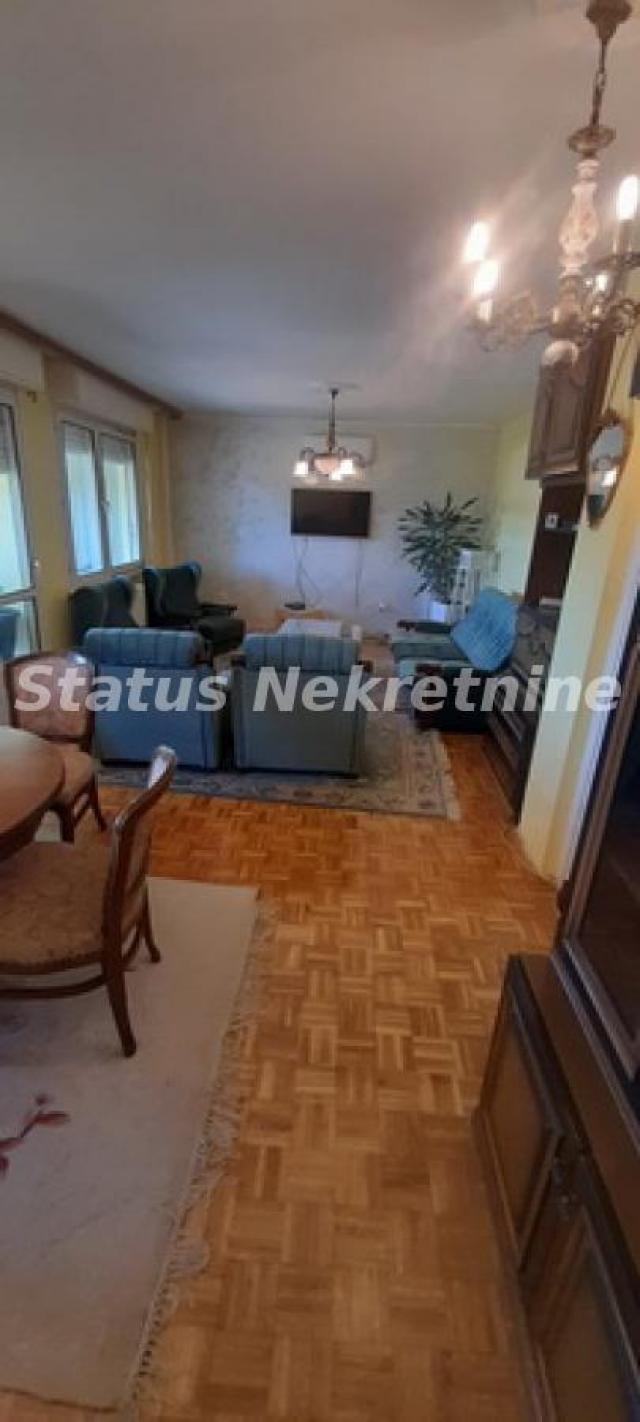 Novo Naselje-Fantastičan Troiposoban stan 87 m2 sa Pogledom na pola grada-065/385 8880