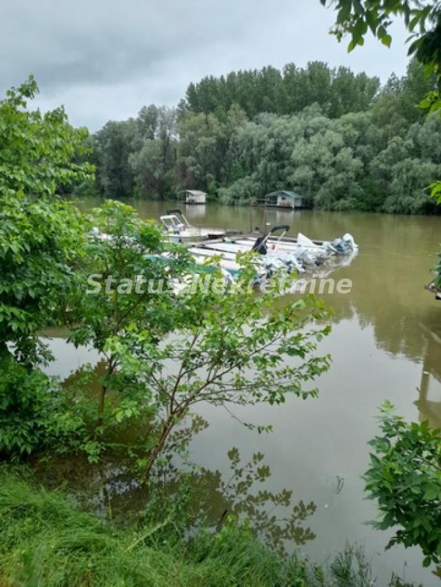 Novi Sad- Čarda na Dunavu sa 14 Bungalova-Apartmana, Bazenom i Razrađenim Biznisom u Raju na Zemlji-