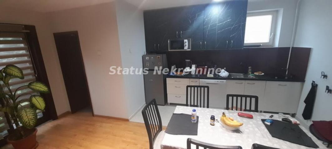 Futog-*Spuštena Cena*-Spratna Porodična kuća 190 m2 u mirnom kraju-065/385 8880