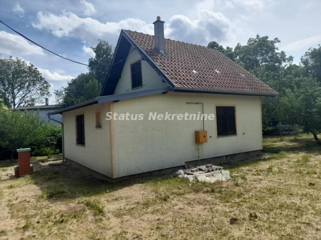 Banstol-Uknjižena Vikendica 65 m2 na lepom ravnom Placu 1067 m2 u Zelenoj Oazi-065/385 8880