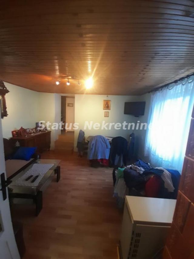 Kuća na Grigovcu za uživanje Plac 2771 m2 u Rajskoj Bašti-065/385 8880