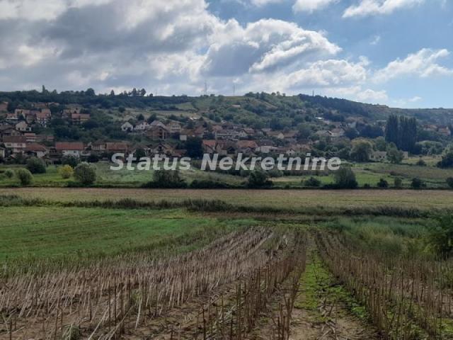 Bukovac-odličan visinski plac 2386 m2 u idealnom kraju sa pogledom-065/385 8880