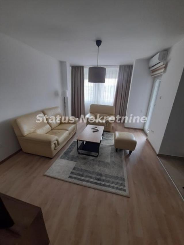 Adice-Uknjižen Namešten Šestosoban stan 170 m2-065/385 8880