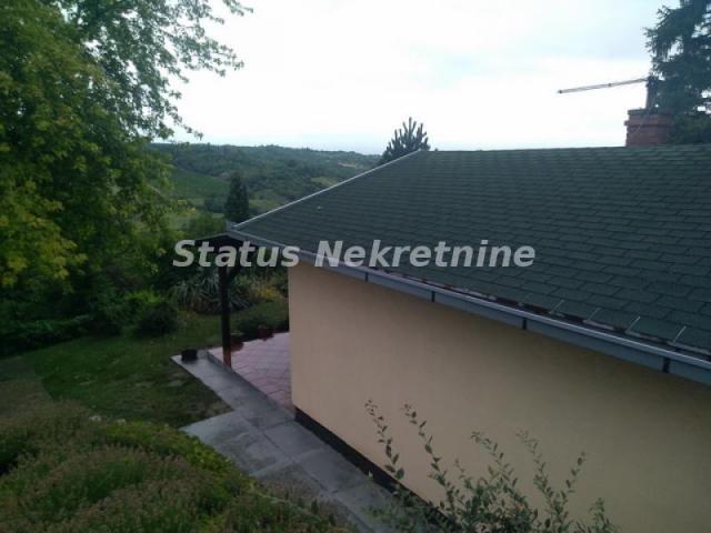 Sremski Karlovci-Stražilovo-Visinska Vikendica u Rajskoj bašti-065/385 8880