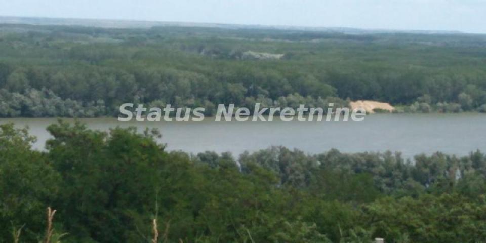 Sremski Karlovci-Fantastičan Osunčan Plac 8019 m2 sa pogledom gde Dunav ljubi nebo-065/385 8880