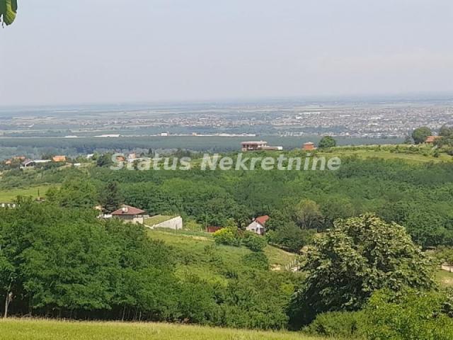 Salaksije-Vikendica 30 m2 na Placu od 1400 m2 sa Pogledom-065/385 8880