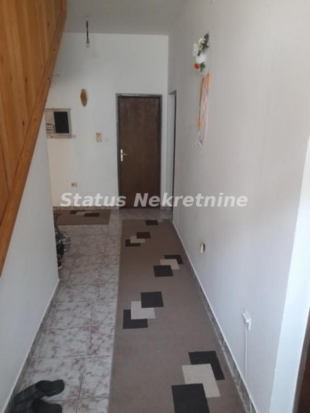 Futog-Uknjižena Porodična kuća 160 m2 na Placu 530 m2 u blizini Dunava-065/385 8880