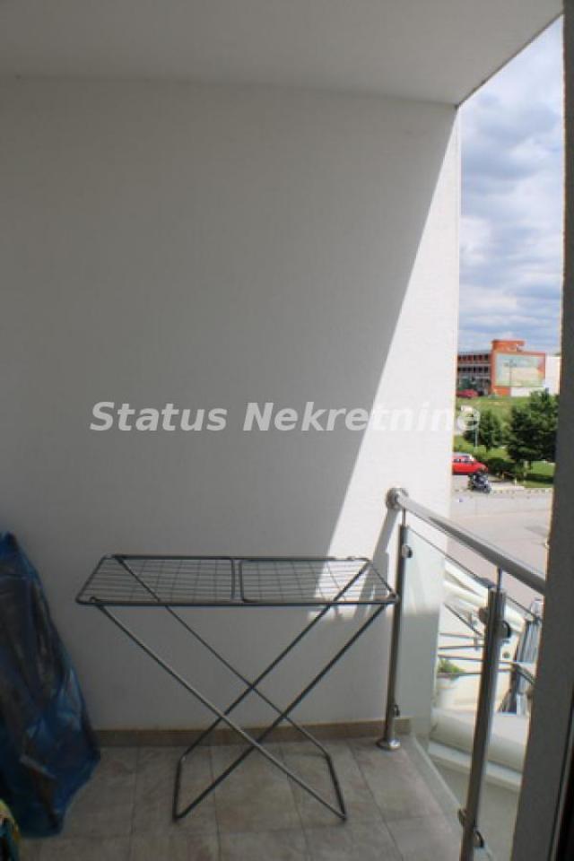 EXTRA STAN NOVA ZGRADA-50 M2 065/3858-888