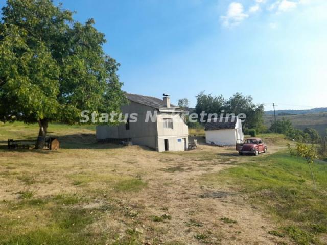 Beočin-Porodična kuća 50 m2 na Visinskom Velikom Placu 4237 m2 u zelenoj Oazi-065/385 8880