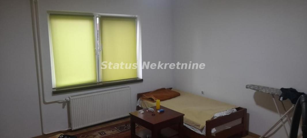 Futog-*Spuštena Cena*-Spratna Porodična kuća 190 m2 u mirnom kraju-065/385 8880