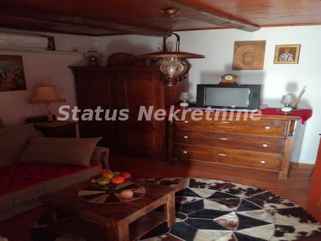 Čardak-Glavica-Vasionsko imanje u Rajskoj Bašti sa rustičnim sadržajima-065/385 8880