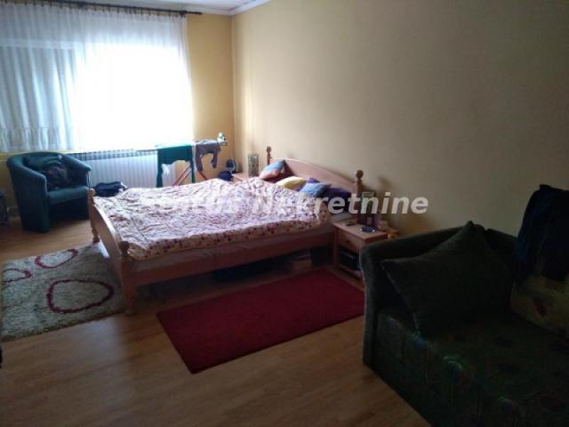 Temerin-Spratna kuća 450 m2 u širem Centru-065/385 8880