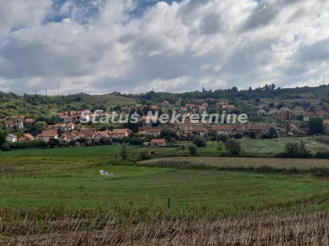 Bukovac-odličan visinski plac 2386 m2 u idealnom kraju sa pogledom-065/385 8880