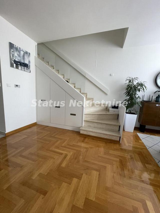 Extra duplex- stan u Centru Grada