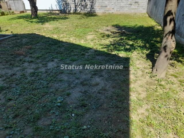 Veternik-Useljiva Porodična kuće 164 m2 na Placu od 510 m2-065/385 8880