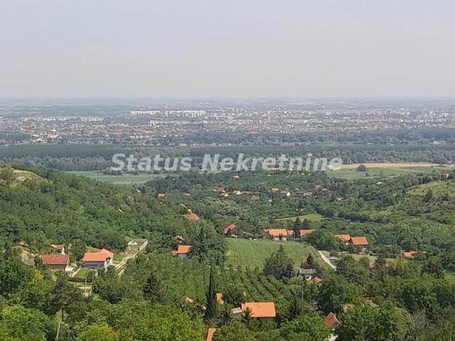 Salaksije-Vikendica 30 m2 na Placu od 1400 m2 sa Pogledom-065/385 8880