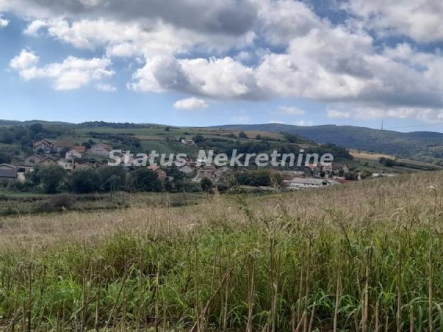 Bukovac-odličan visinski plac 2386 m2 u idealnom kraju sa pogledom-065/385 8880