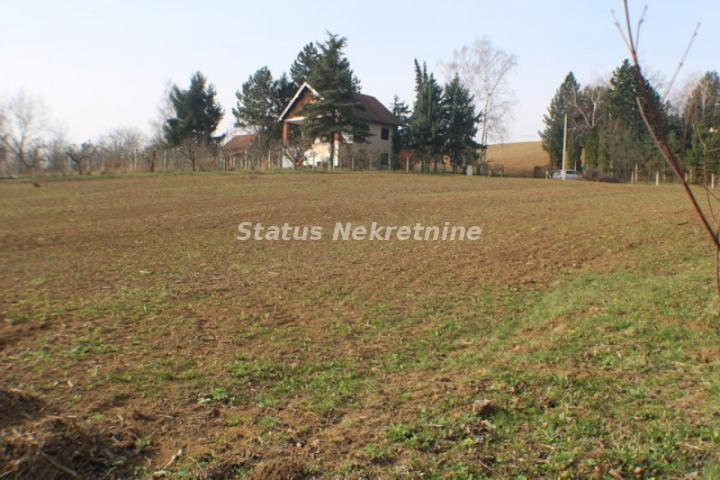 Fruška gora- plac u Građevinskoj zoni - 3415 m2