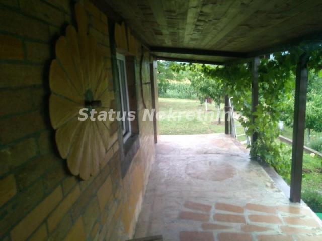 Sremski Karlovci-Stražilovo-Visinska Vikendica u Rajskoj bašti-065/385 8880