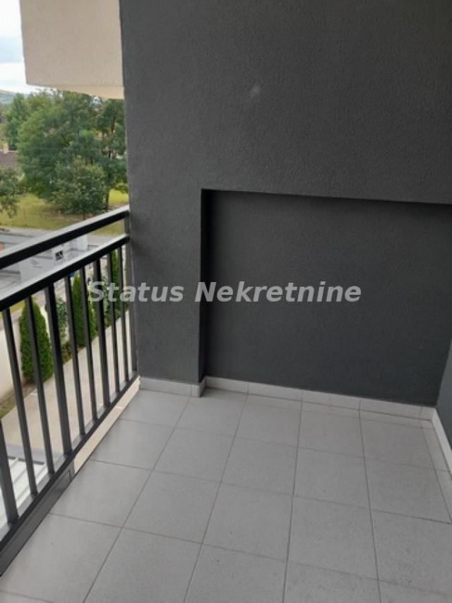 Adice-Uknjižen Namešten Šestosoban stan 170 m2-065/385 8880