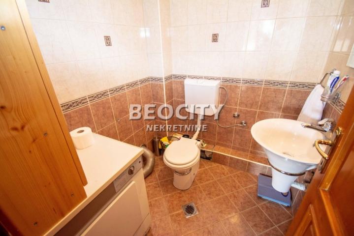 Čukarica, Golf, Beogradskog bataljona, 4. 5, 137m2, 326000EUR