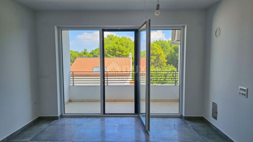 MALI LOŠINJ, NEREZINE - Apartment in a new building, 80 m from the sea