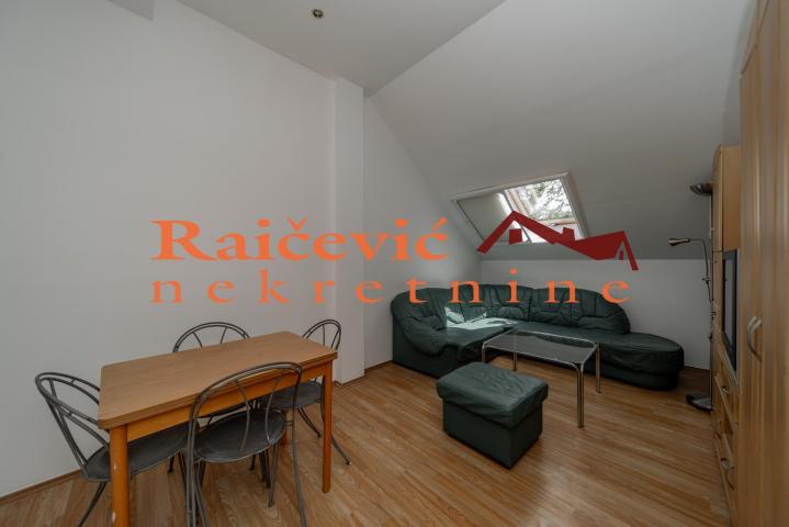 BARAJEVO MELJAK 280m2 , 2T , 1500e