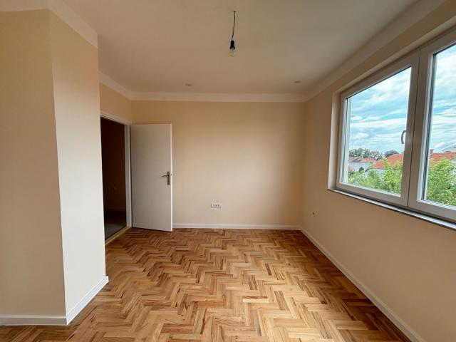 NA PRODAJU IZUZETAN STAN!!! 65, 00 m2, 3. 0, II sprat