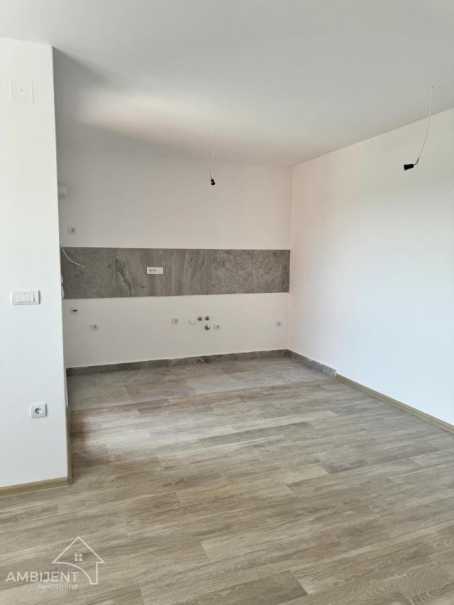 Dvosoban stan u novogradnji u Novim Banovcima, 44m2