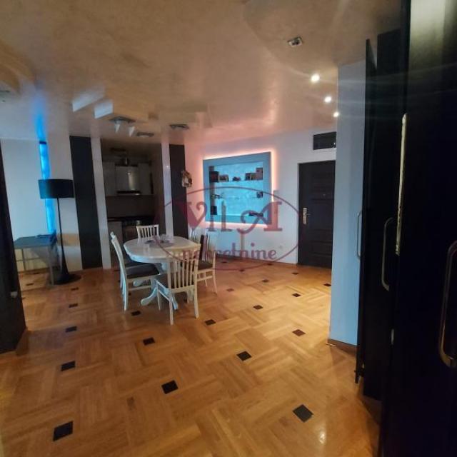 Novi Sad, Bulevar Patrijarha Pavla, lux penthouse