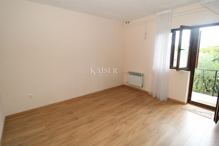 Kastav. comfortable two-room apartment with garden and parking space