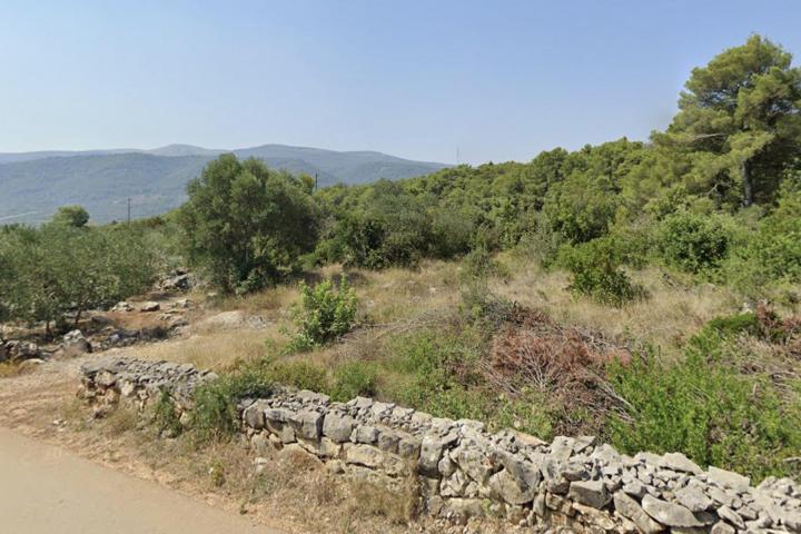 Hvar, Stari Grad, poljoprivredno zemljište površine 19. 092 m2