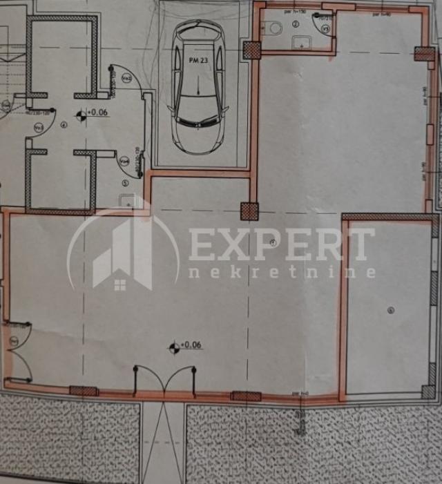 Izdaje se ulični lokal kod Ćele Kule, 90m2