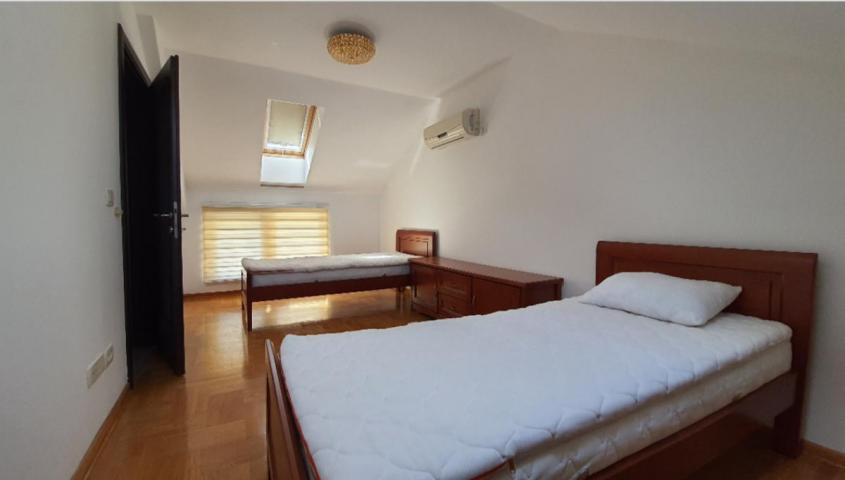 For sale: duplex apartment with terrace 107 m2