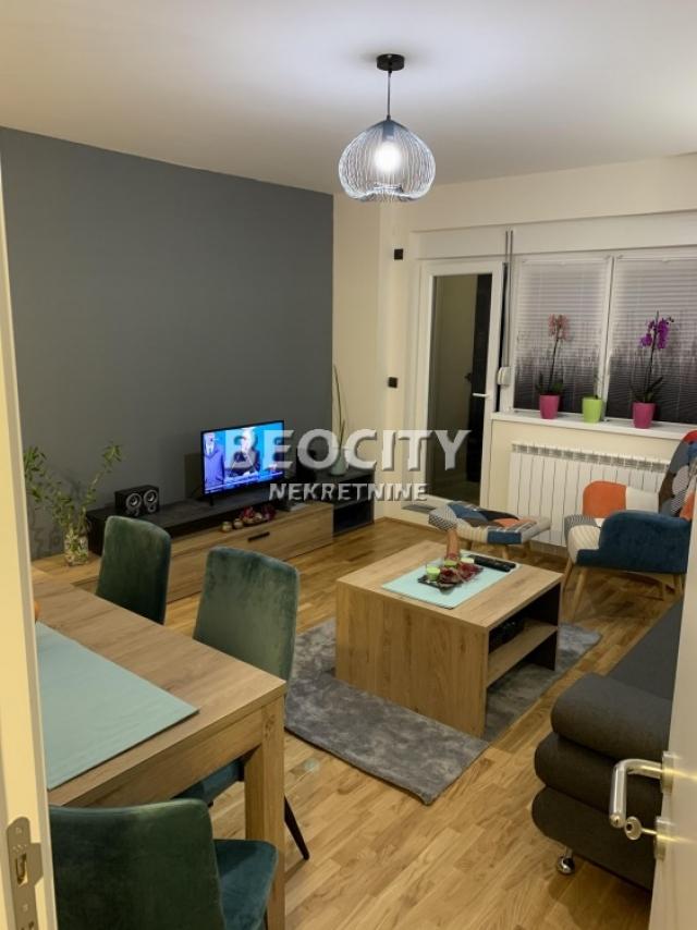 Voždovac, Vojvode Vlahovića, Vojvode Vlahovića, 2. 0, 44m2, 106000EUR